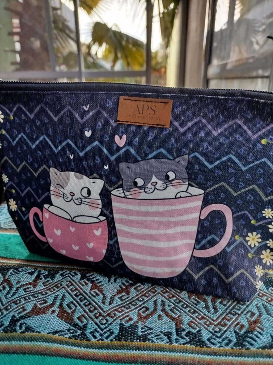 Porta cosméticos GATITOS