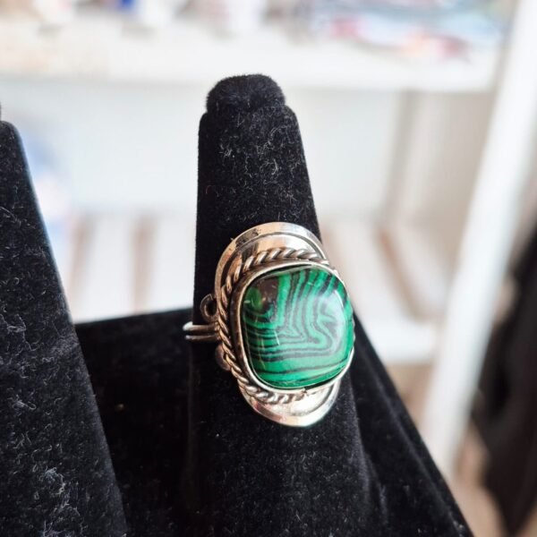 Anillo Malaquita