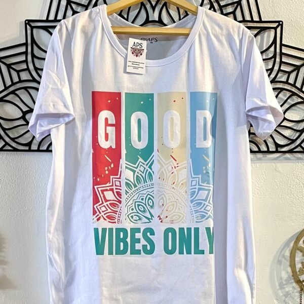 Remera GOOD VIBES (algodón)