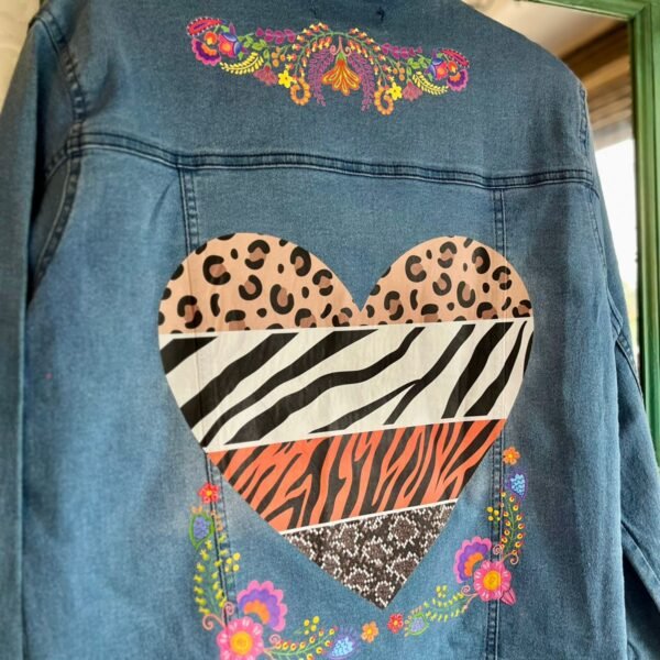 Campera de jean CORAZÓN PRINTTalle 5xl (copia)